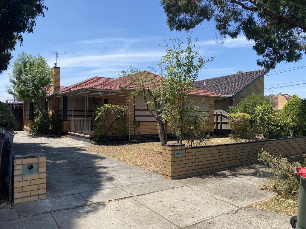 52 Lake St, Avondale Heights, VIC 3034