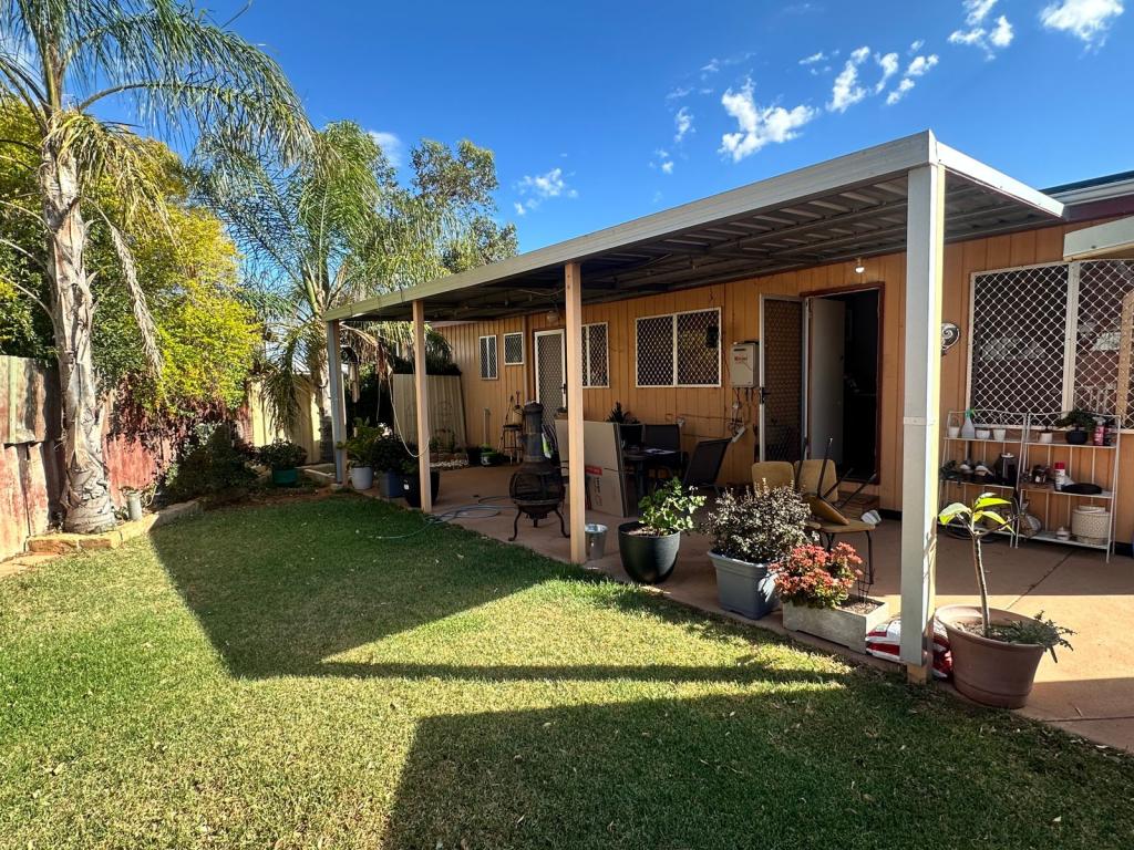 114 Sylvester St, Coolgardie, WA 6429