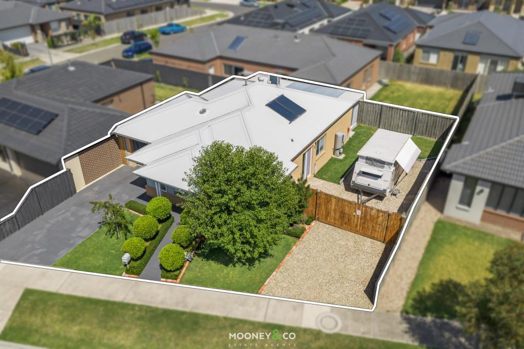 25 GEMMA ST, CRANBOURNE EAST, VIC 3977