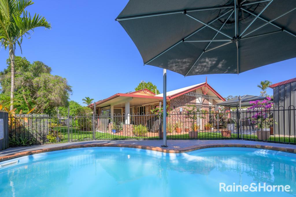 2 BARRINE CL, CLINTON, QLD 4680