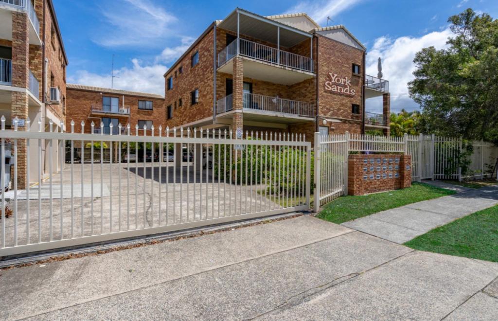9/28 Hunter Ave, Labrador, QLD 4215