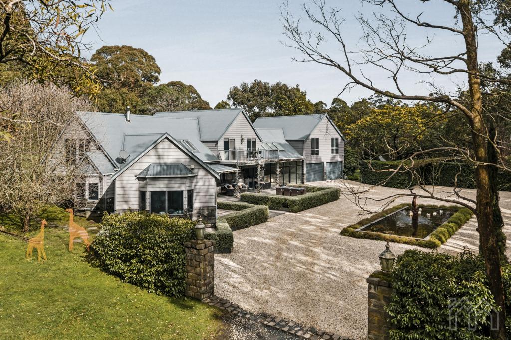 220 Blackmore Rd, Woodend, VIC 3442