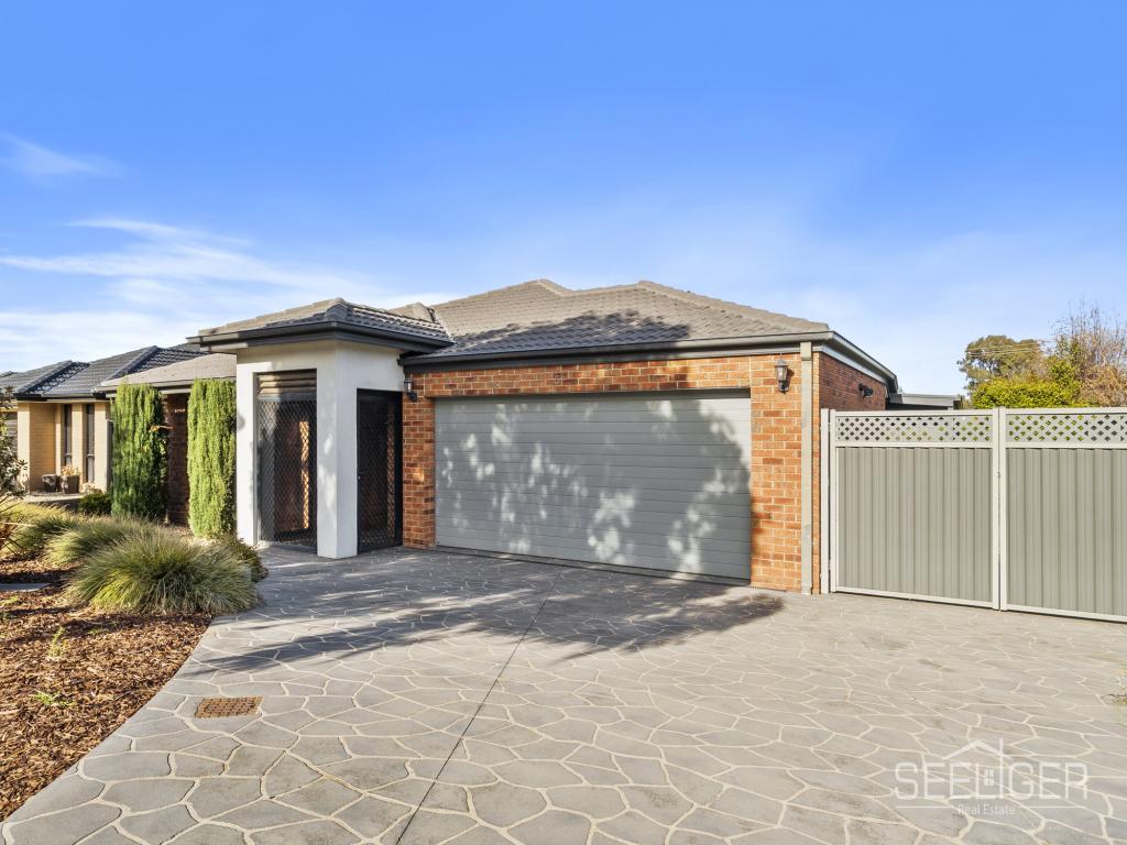 5 ROBINSON WAY, YARRAWONGA, VIC 3730