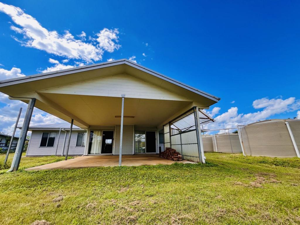 84 Gordon Earl Dr, Millstream, QLD 4888