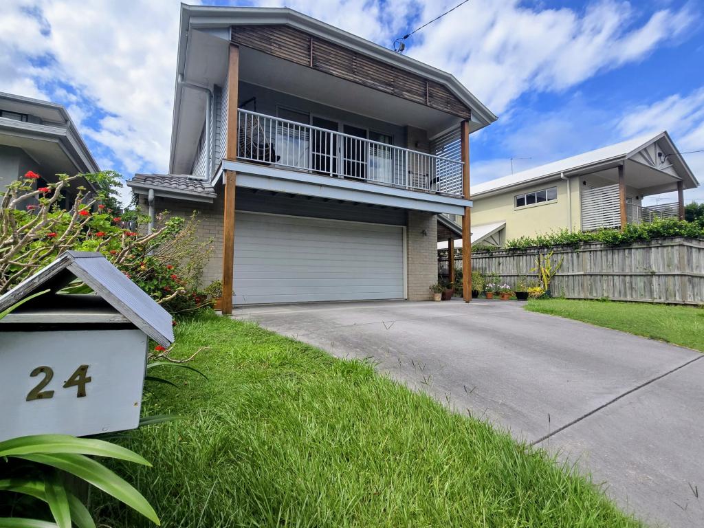 24 Equinox St, Taringa, QLD 4068
