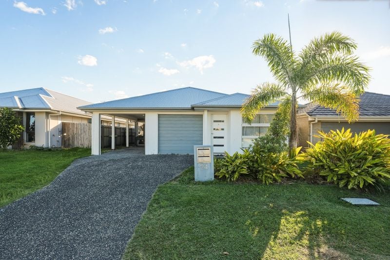 24 Hilary St, Morayfield, QLD 4506
