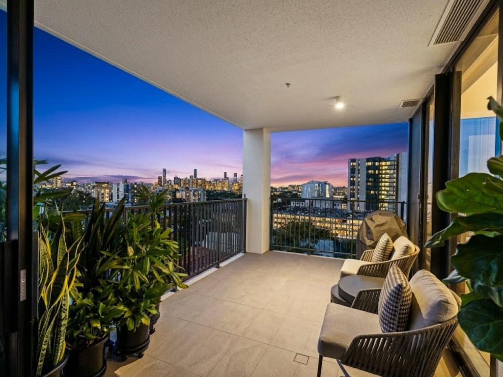 901/28 Lissner St, Toowong, QLD 4066