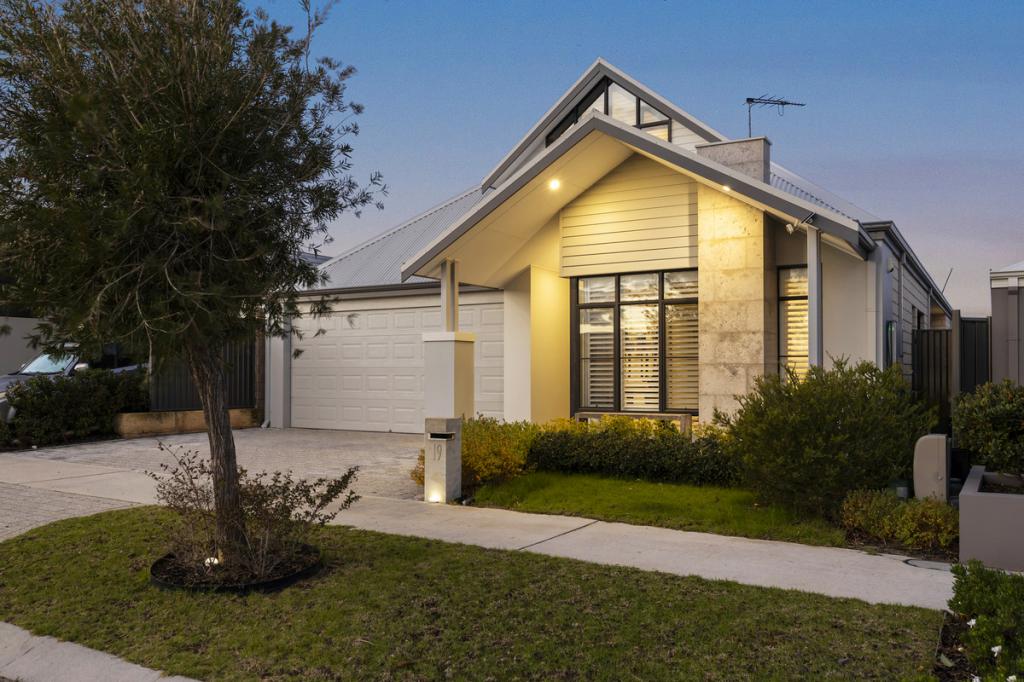 19 Pallium Way, Jindalee, WA 6036
