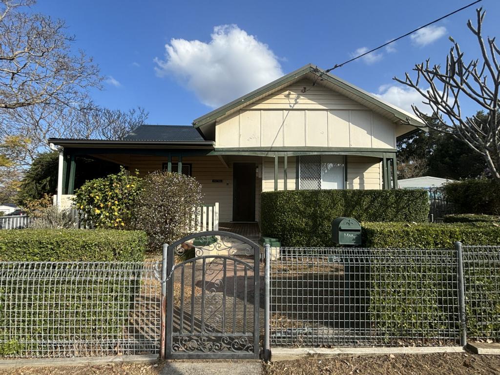86 Barton St, Kurri Kurri, NSW 2327