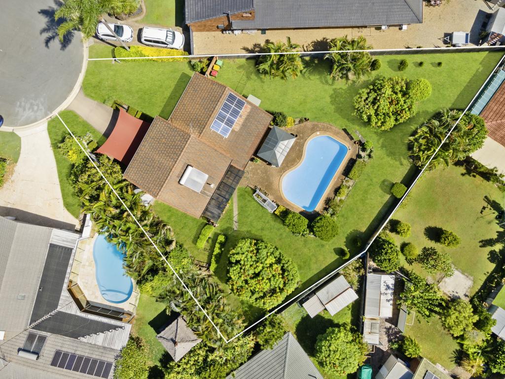 6 COLETO CRES, BURLEIGH WATERS, QLD 4220