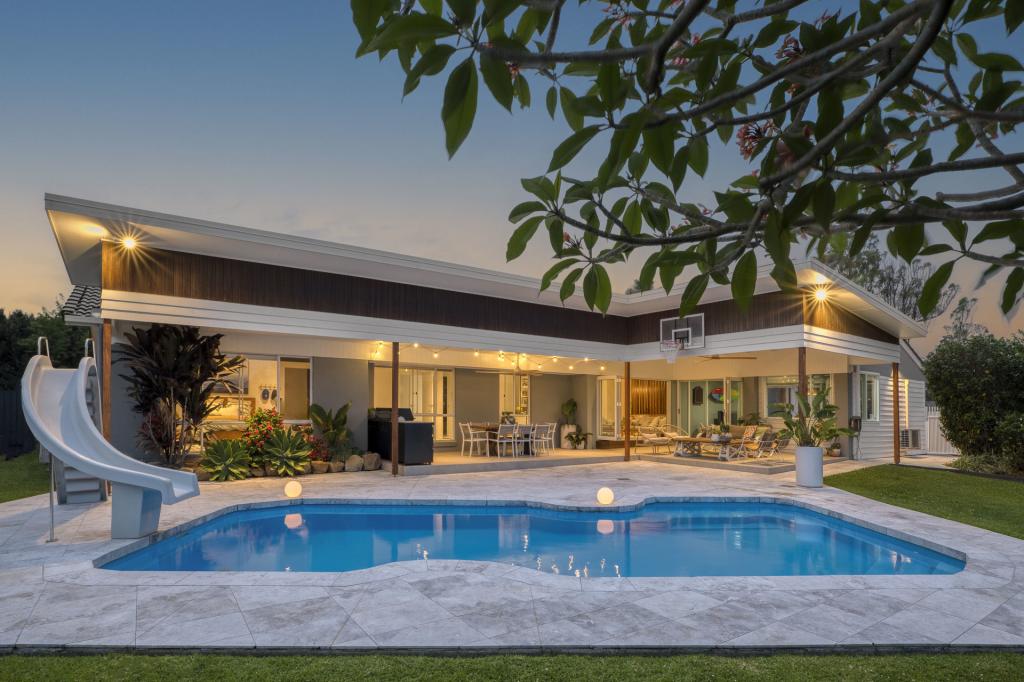 12 SWIFT PL, BURLEIGH WATERS, QLD 4220