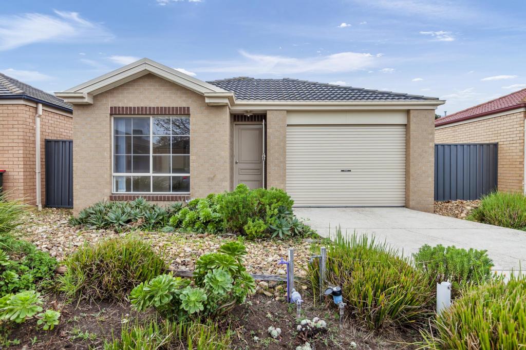 7 Clematis Cres, Manor Lakes, VIC 3024