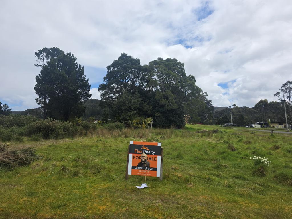 20 Hurst St, Zeehan, TAS 7469