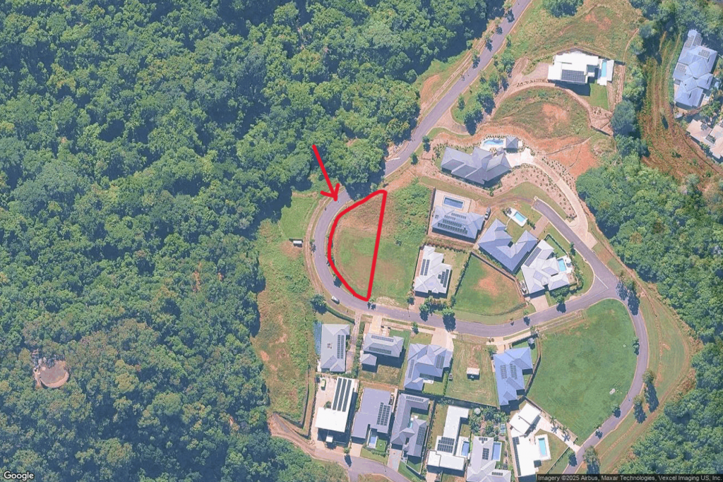 21 Orana St, Caravonica, QLD 4878