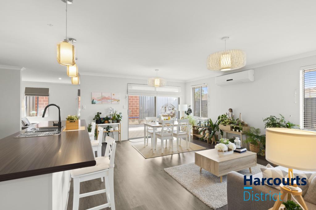 2 KINDER ST, AVELEY, WA 6069