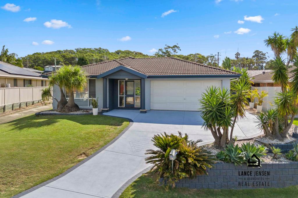 19 Dirkala Cl, Belmont North, NSW 2280