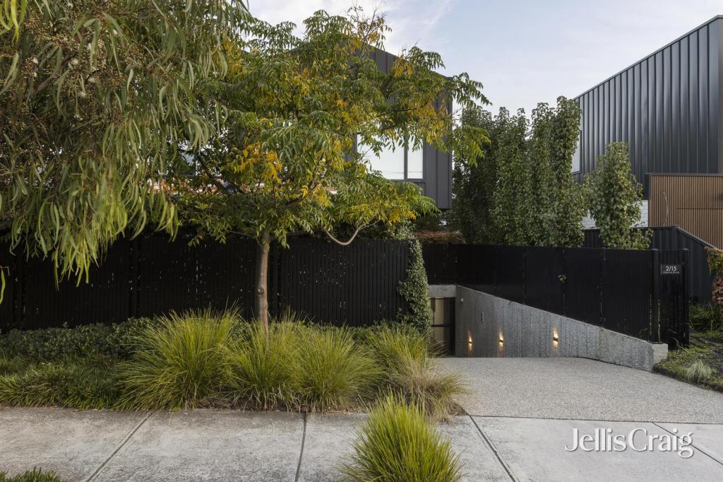 2/15 Osborne Gr, Preston, VIC 3072
