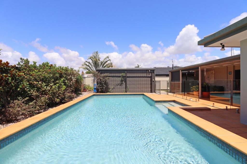 4 Cunningham Ct, Golden Beach, QLD 4551