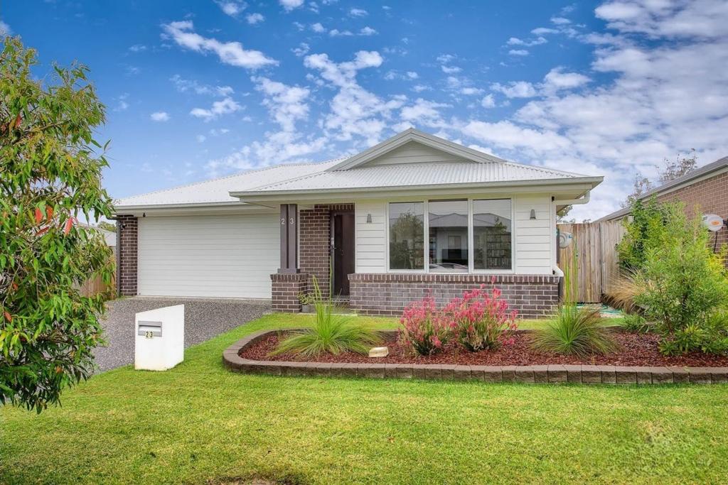 23 Feathertail St, Bahrs Scrub, QLD 4207