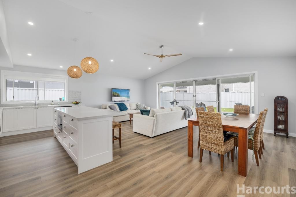 28 Swift Pl, South West Rocks, NSW 2431