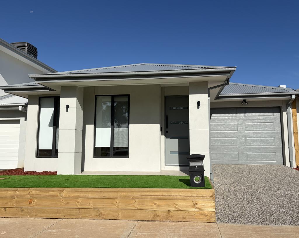 3 Hangar St, Werribee, VIC 3030