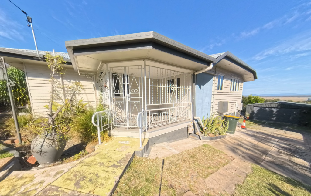 76 Agnes St, The Range, QLD 4700