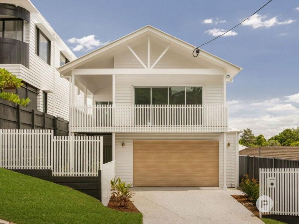 14 Gatling Rd, Cannon Hill, QLD 4170