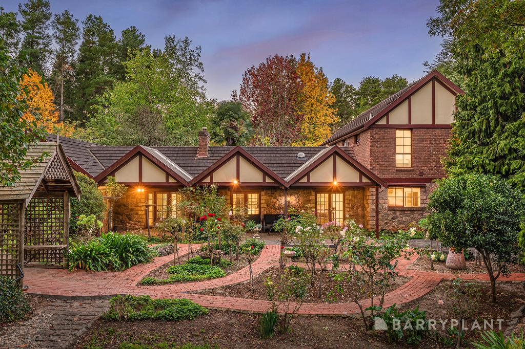 7 Old Baker Rd, Wandin East, VIC 3139