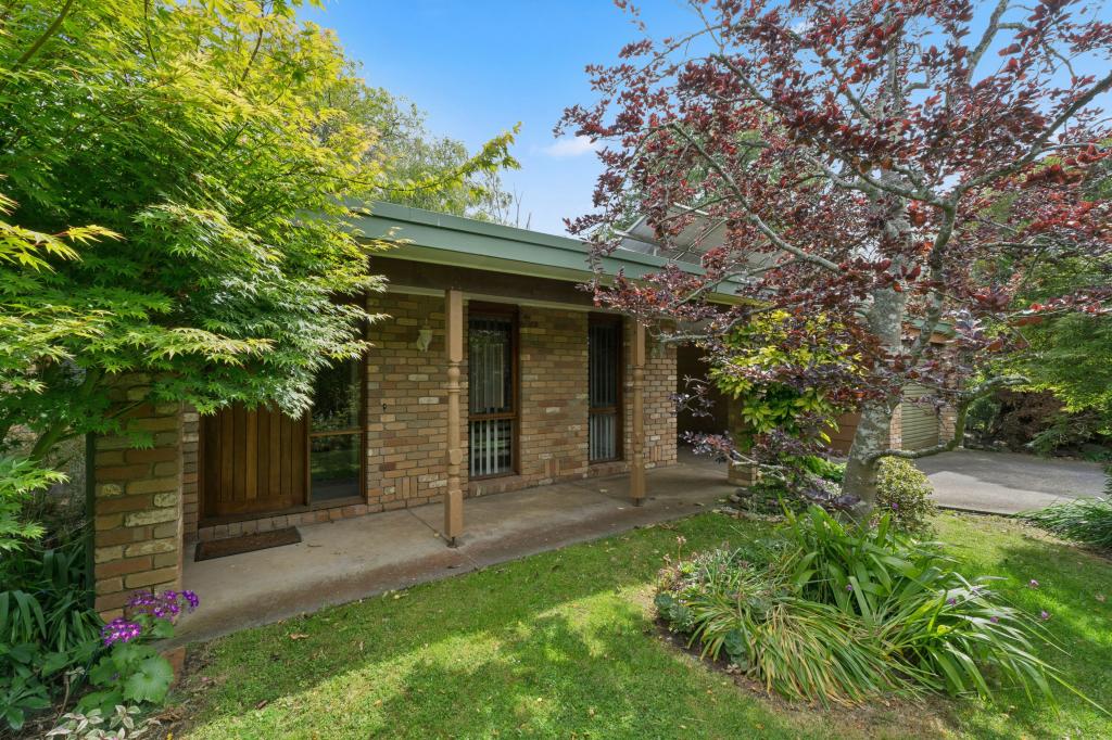 34 Tarrant St, Cobden, VIC 3266