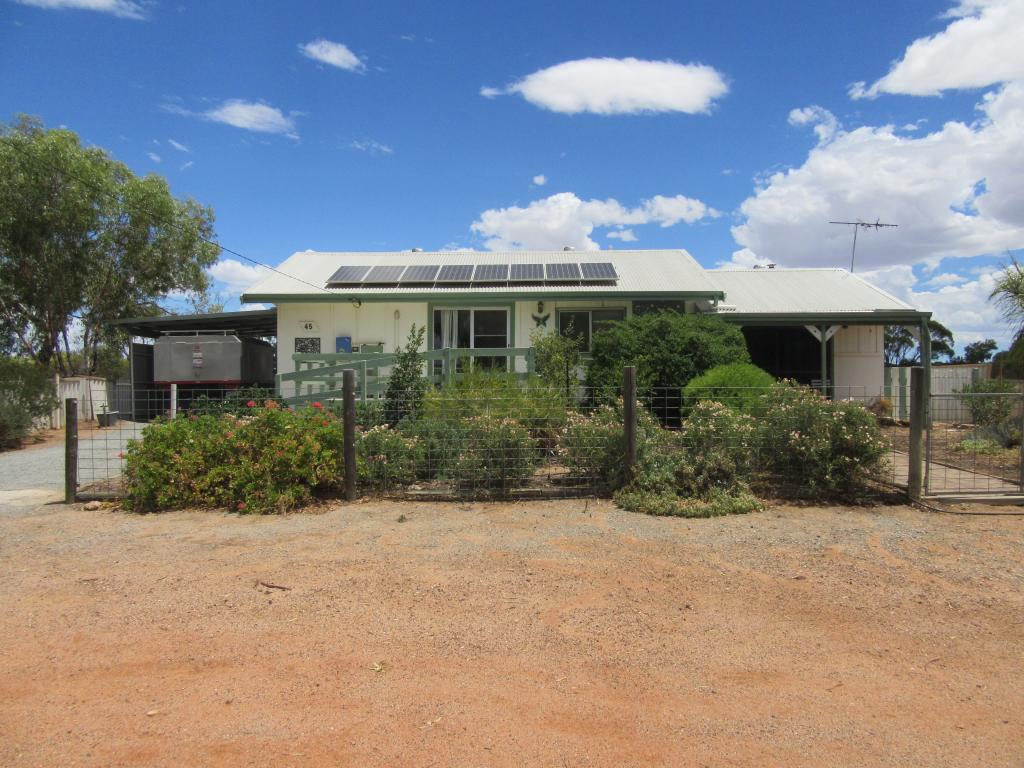 45 Slater St, Carnamah, WA 6517