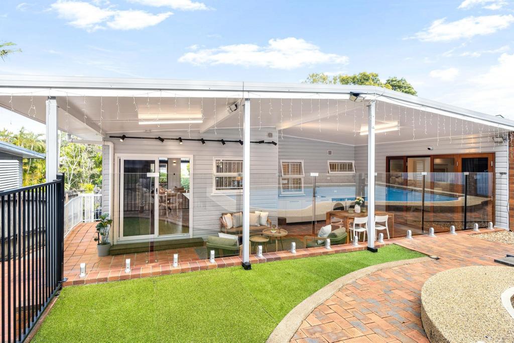 54 Keble St, Corinda, QLD 4075
