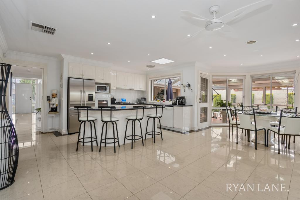 17 Mintaro Way, Seabrook, VIC 3028