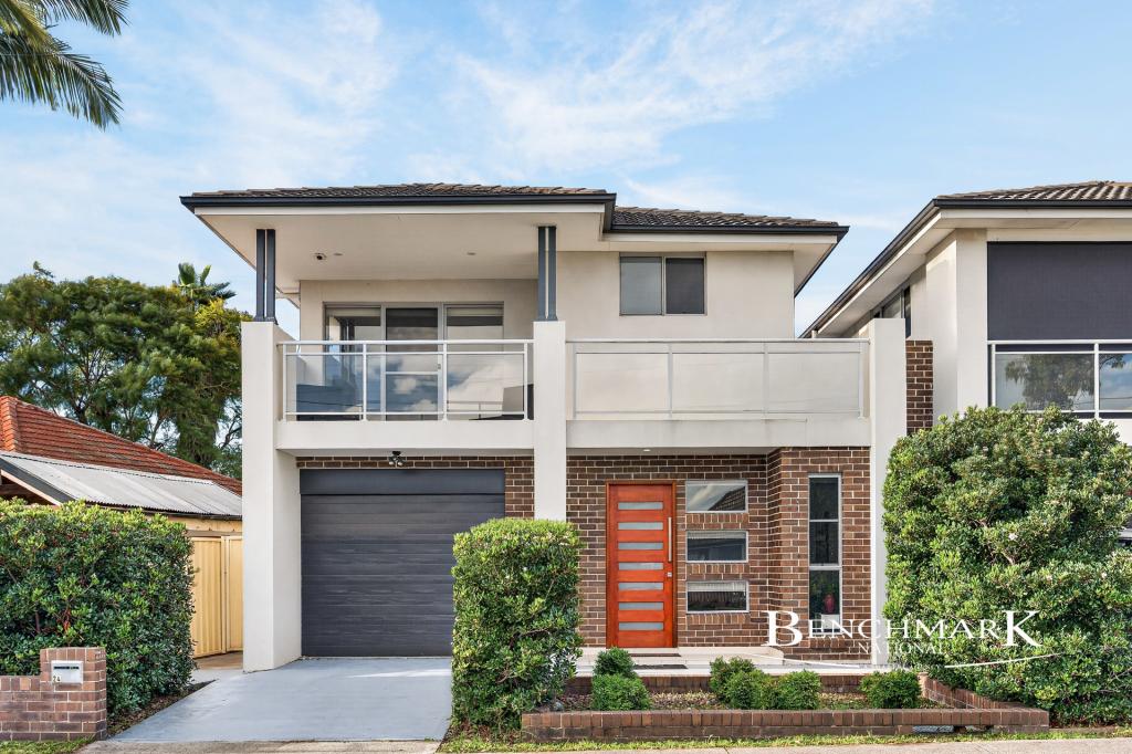 24a Salamaua Cres, Holsworthy, NSW 2173