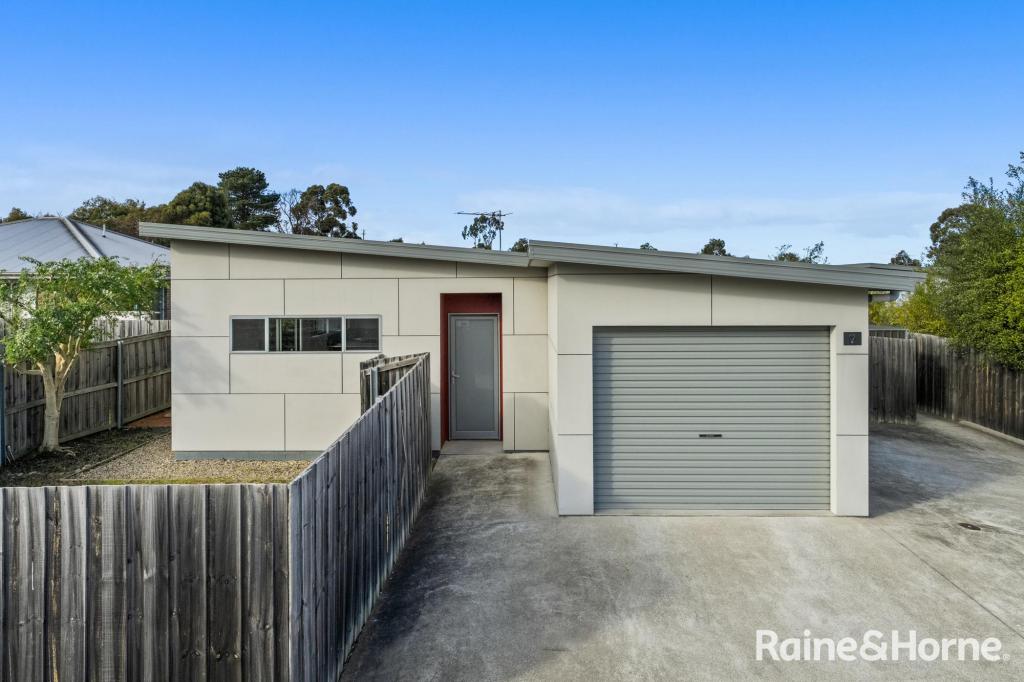 7/17 SANDSTONE GR, BLACKMANS BAY, TAS 7052