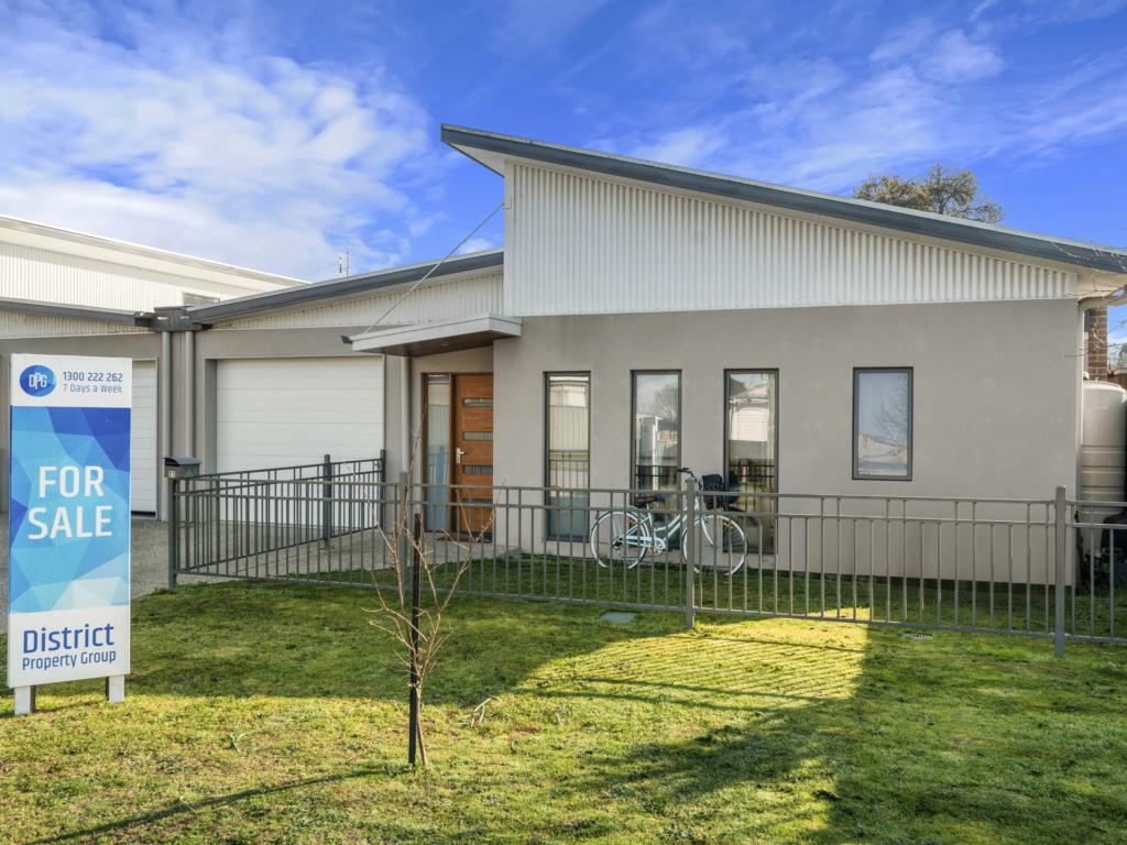 21 Victoria St, Mansfield, VIC 3722