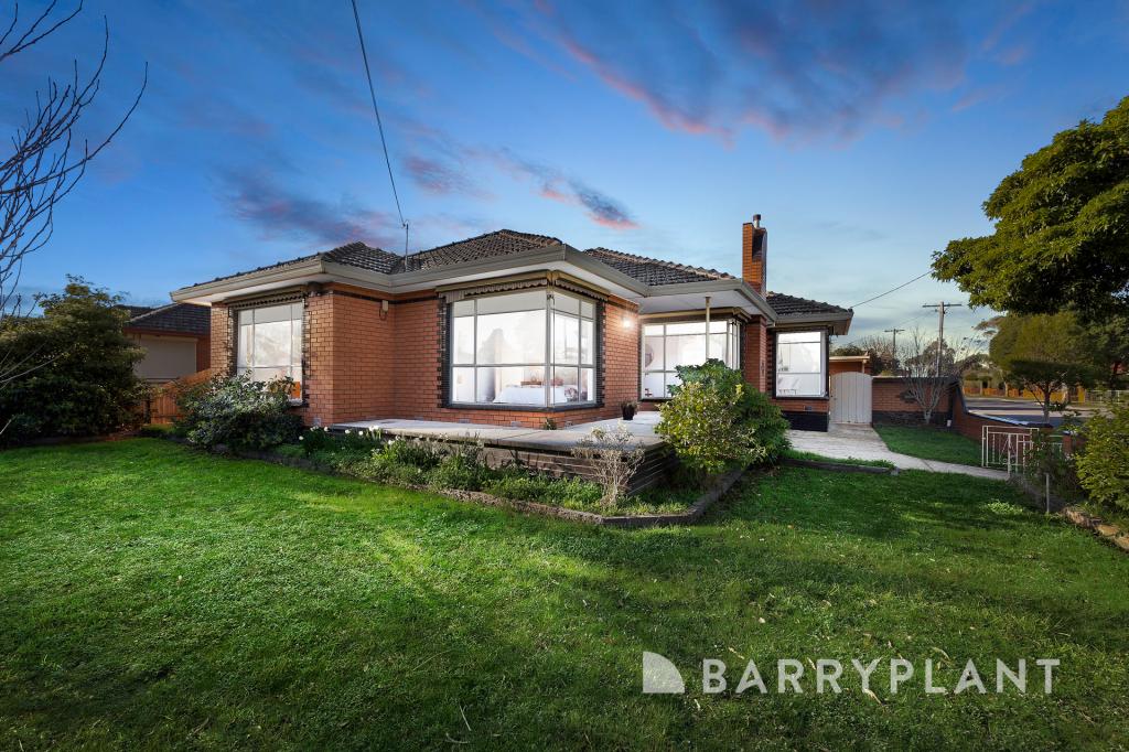 16 Larkspur Dr, St Albans, VIC 3021