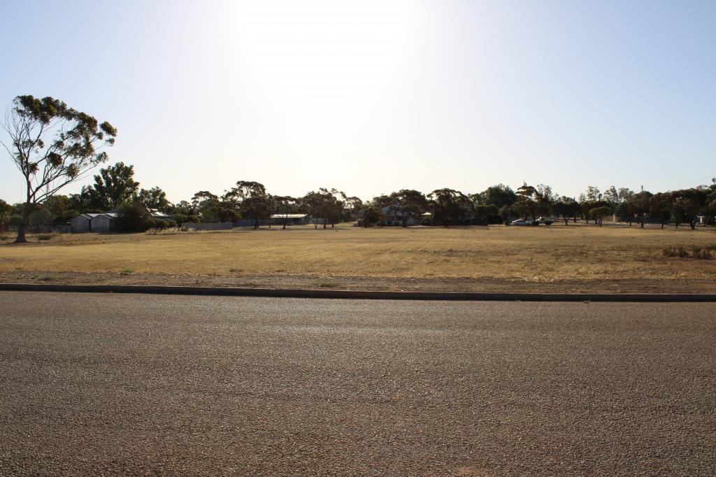 37 Farrall St, Bruce Rock, WA 6418