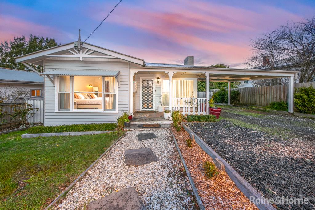 29 GOODE ST, GISBORNE, VIC 3437