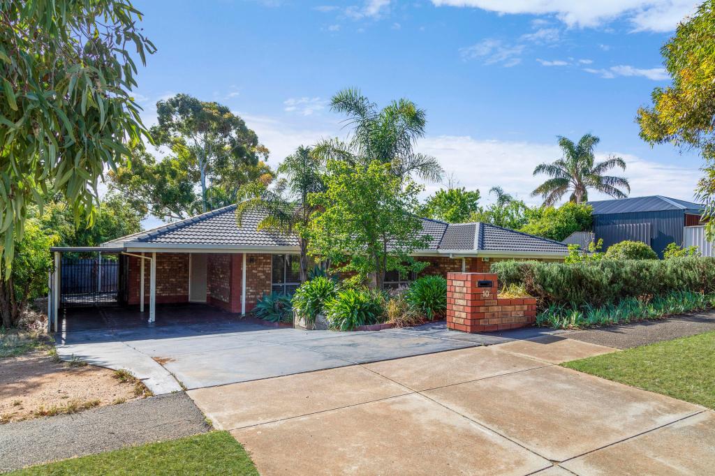 10 Blair Park Dr, Craigmore, SA 5114