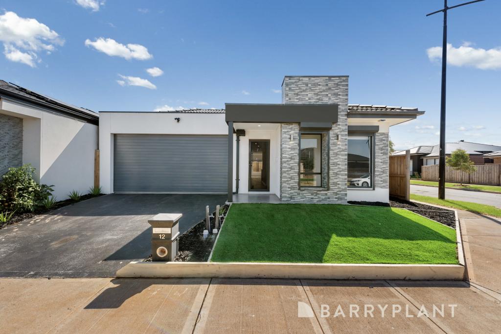 12 Nagar St, Thornhill Park, VIC 3335