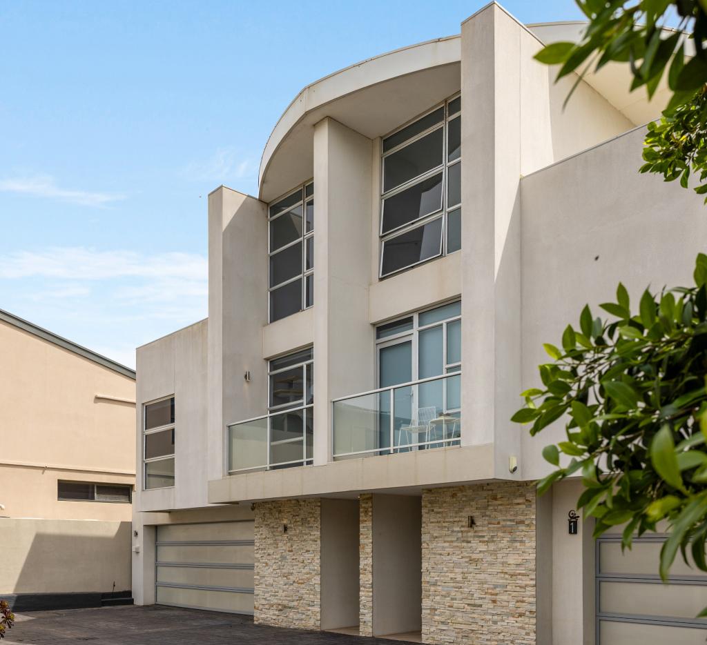 2/5 Clegowie St, West Beach, SA 5024