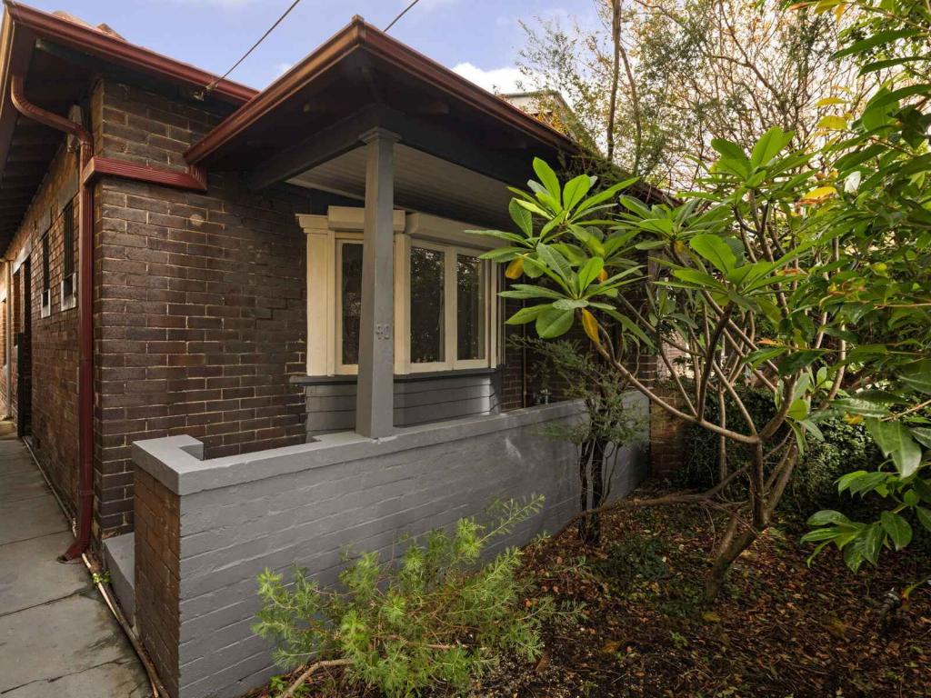 40 Canterbury Rd, Hurlstone Park, NSW 2193