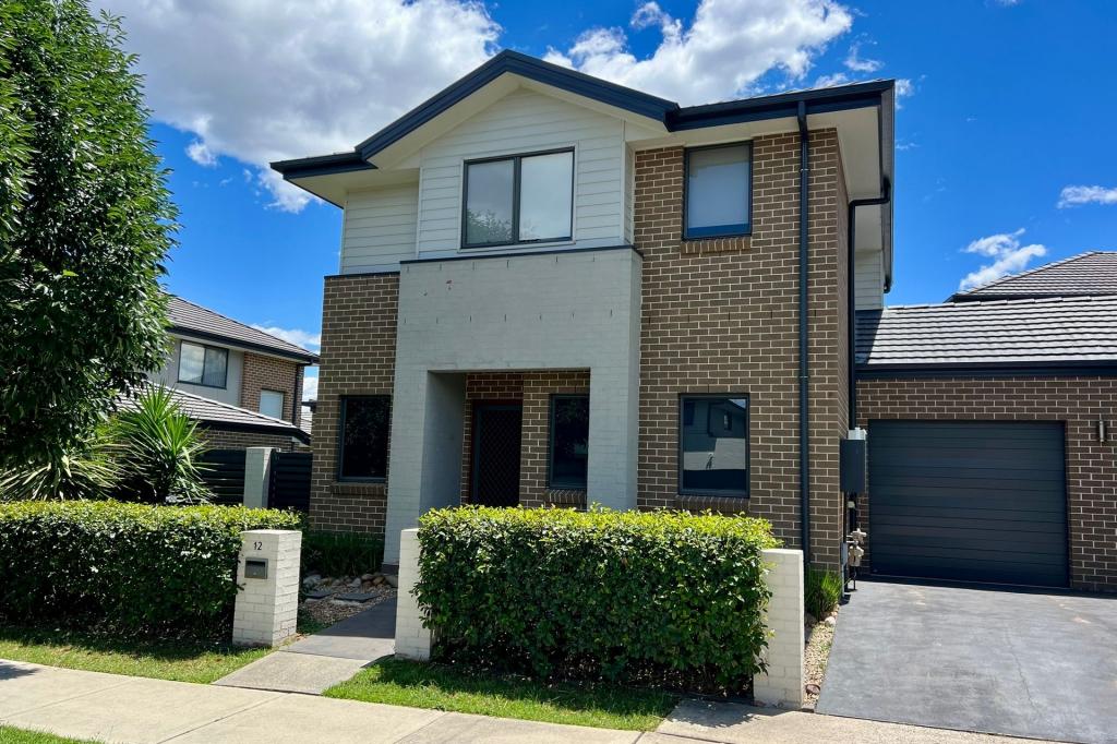 12 CRICKETERS AVE, PENRITH, NSW 2750