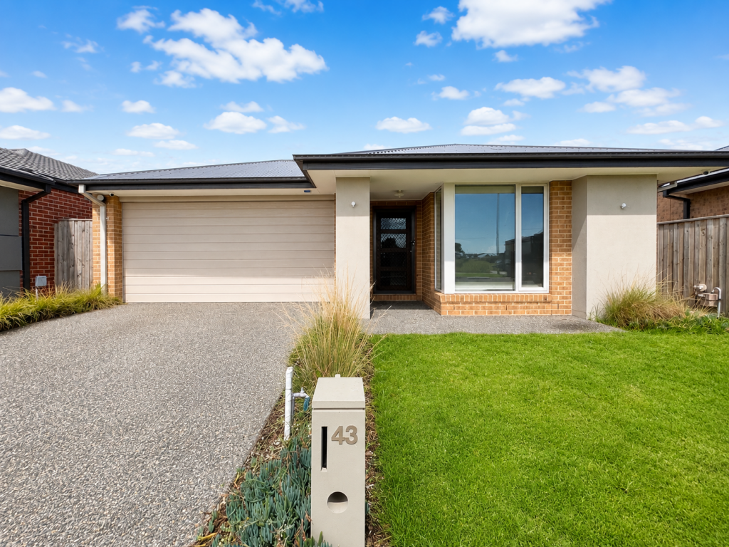 43 Buchanan Bvd, Armstrong Creek, VIC 3217