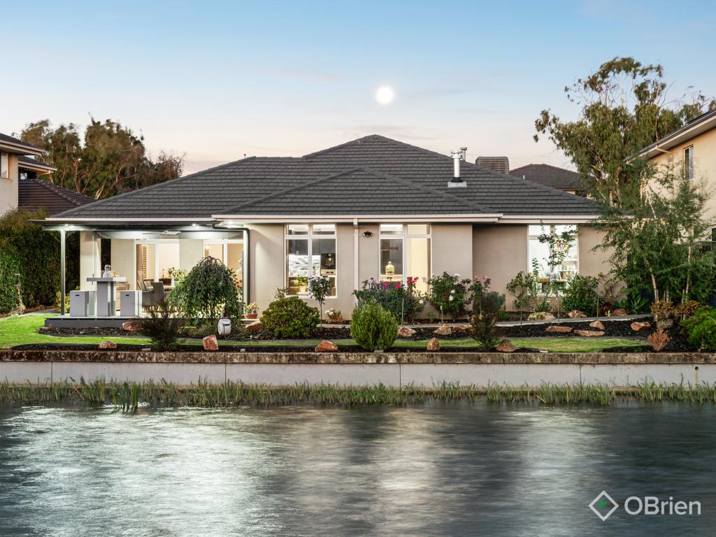 12 Quarterdeck Rd, Sandhurst, VIC 3977