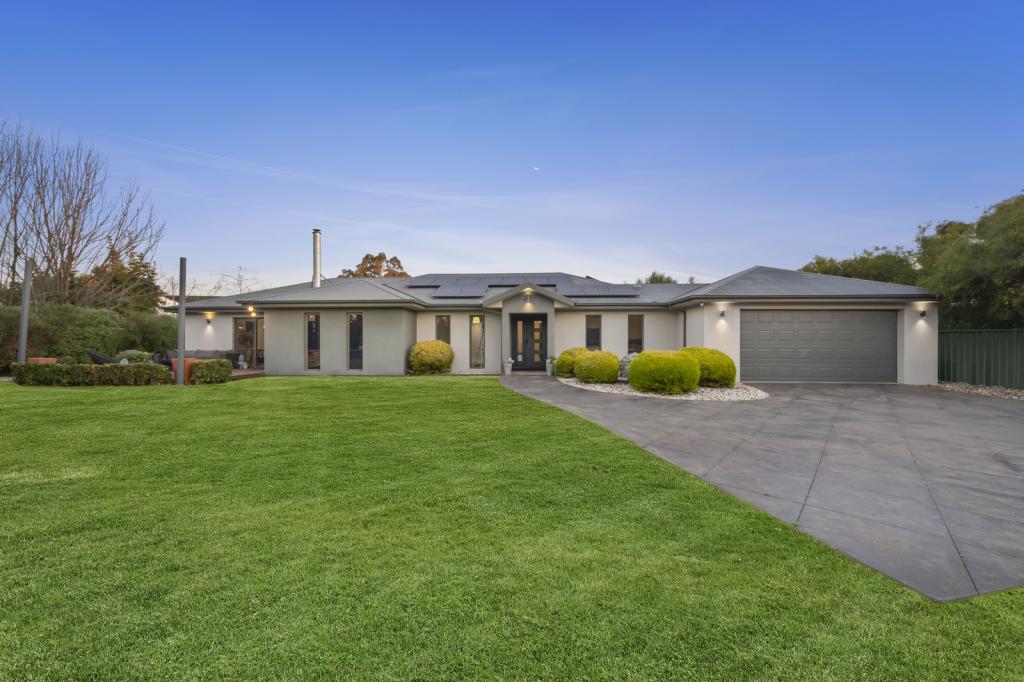 40 Cambridge Dr, Mansfield, VIC 3722