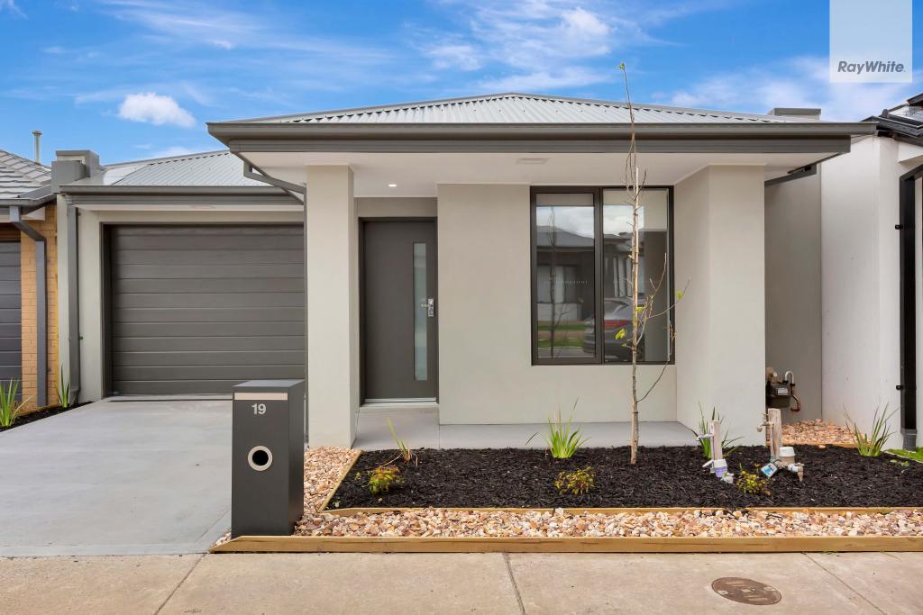 19 Wynnesward St, Woodstock, VIC 3751