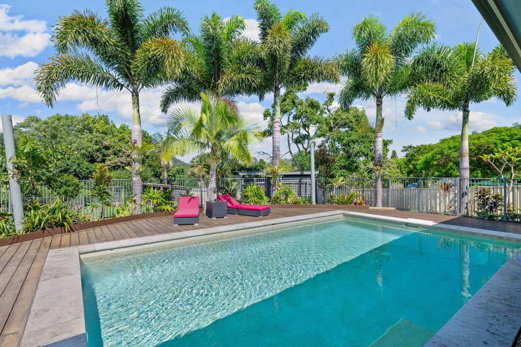 119 COONOWRIN RD, GLASS HOUSE MOUNTAINS, QLD 4518