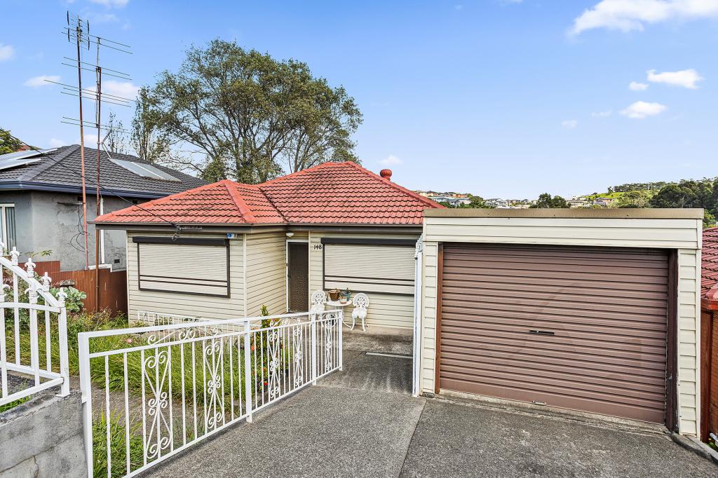 148 Lake Ave, Cringila, NSW 2502