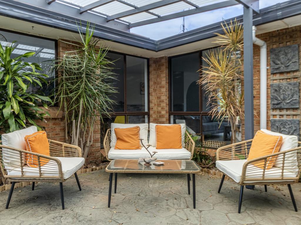 11 Surfway Ave, Berrara, NSW 2540